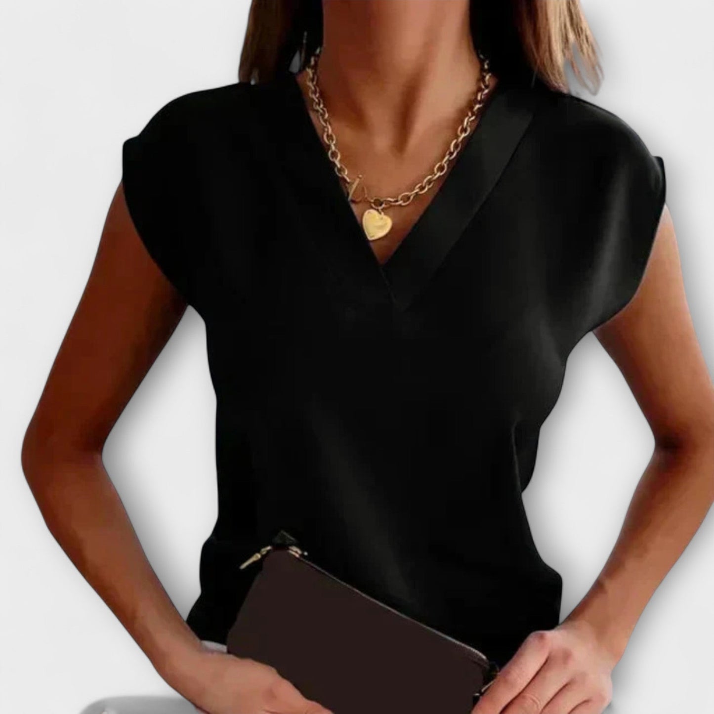 Emelie – V-ringad topp med somrig elegans
