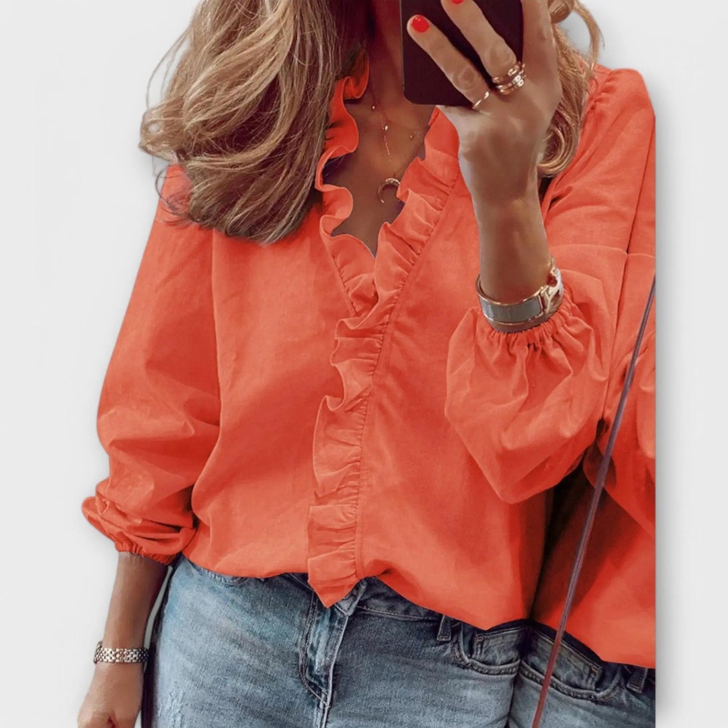 Elara – Tidlös blus med modern finess